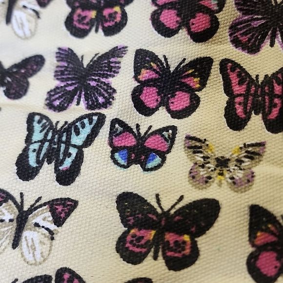 Butterfly 🦋 print cloth drawstring backpack - Picture 6 of 6